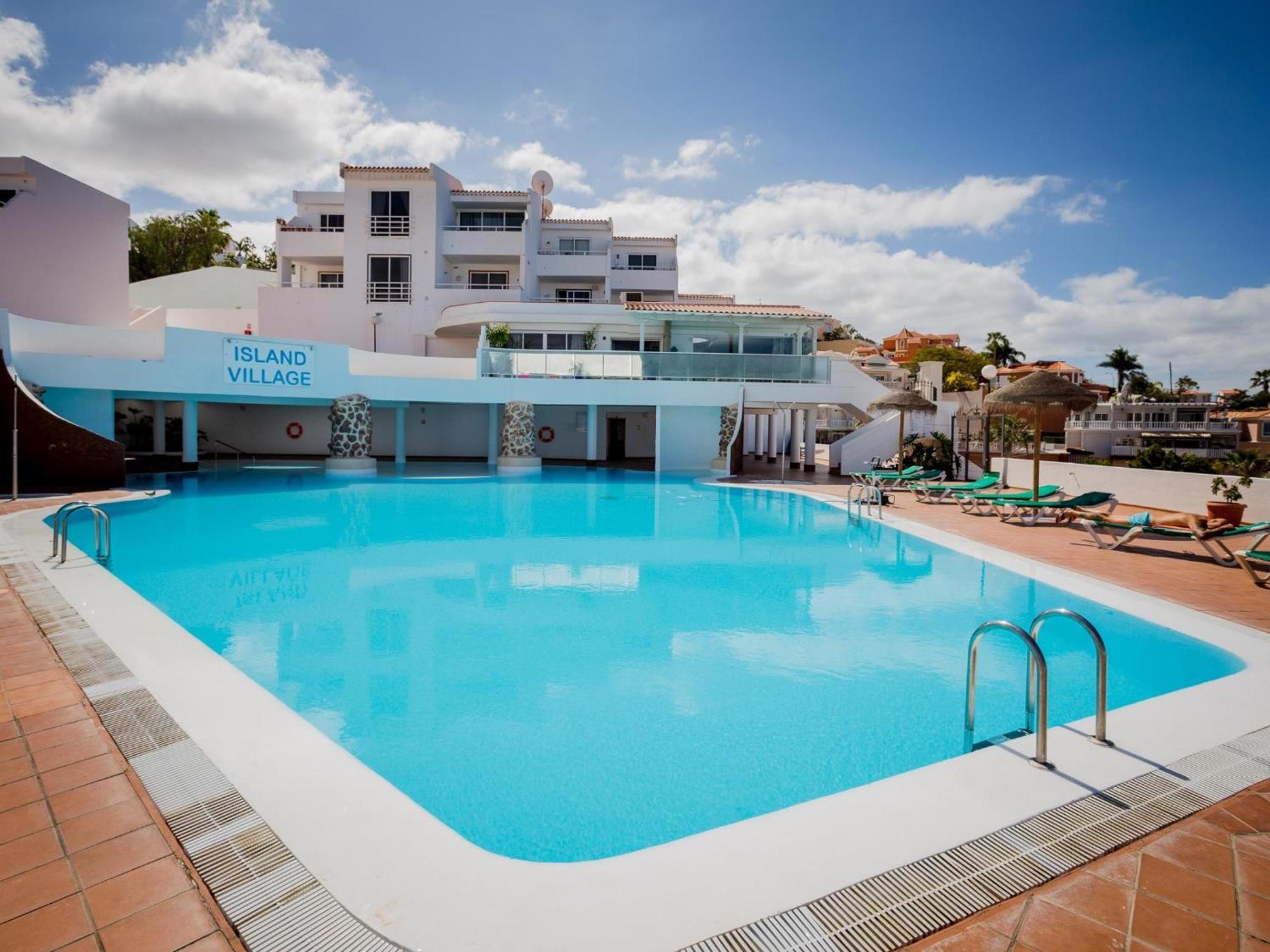 1 Island Village With Wi Fi And Pool 아데제 외부 사진